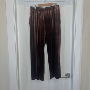 Uniqlo Velvet Wide-Leg Pants in Brown - Size L